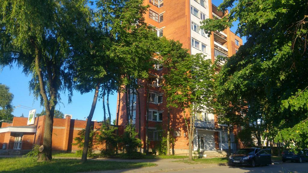 Gina'S Apartment Partizanu G Каунас Экстерьер фото